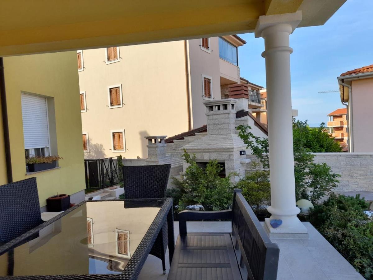 Villa Istriana Лижнян Экстерьер фото