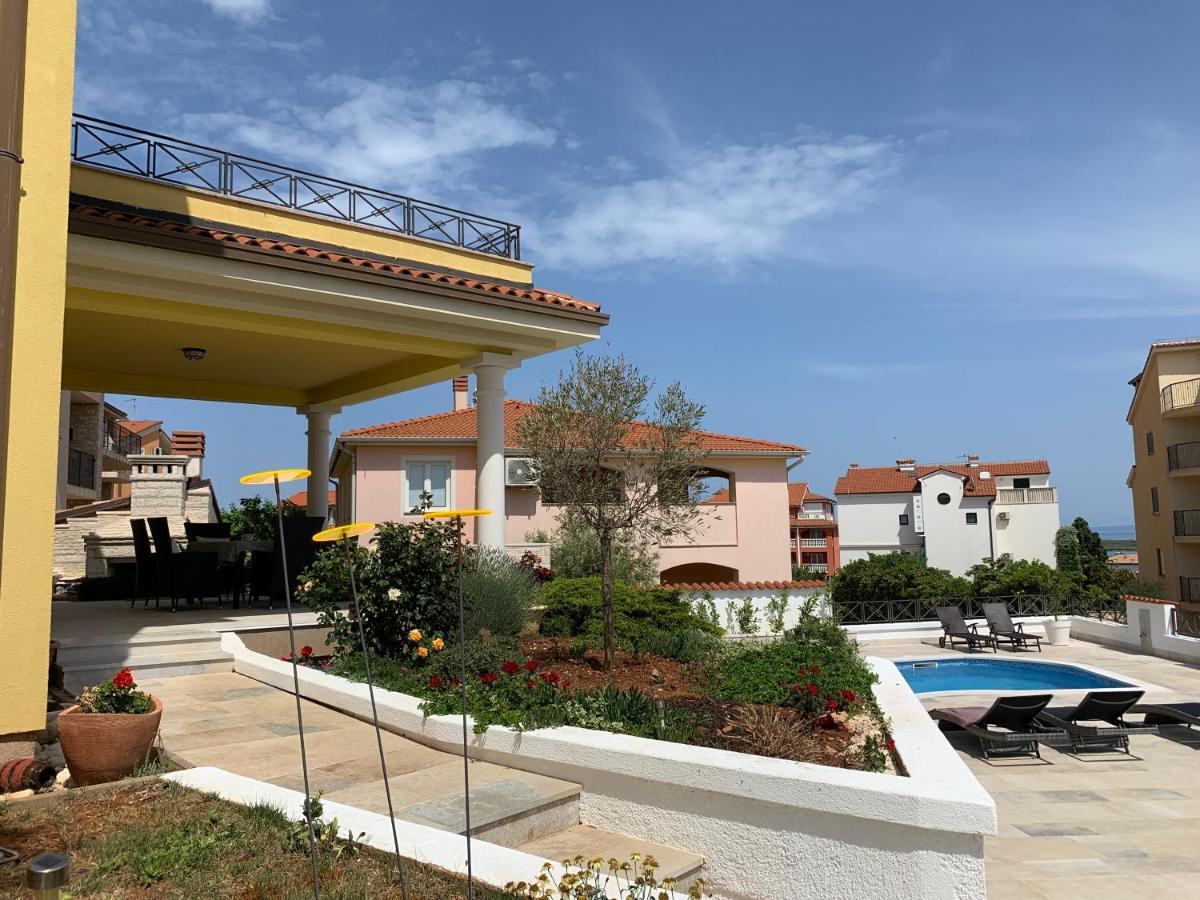 Villa Istriana Лижнян Экстерьер фото
